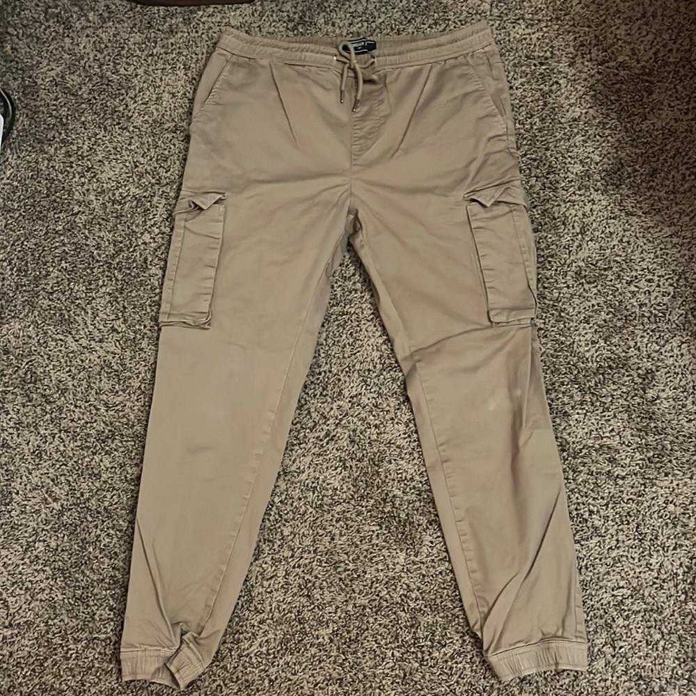 Mens Large Forever 21 Khaki Cargo Pants